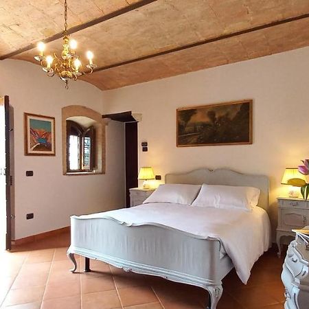 Domus Antiqua Bed & Breakfast スペッロ エクステリア 写真