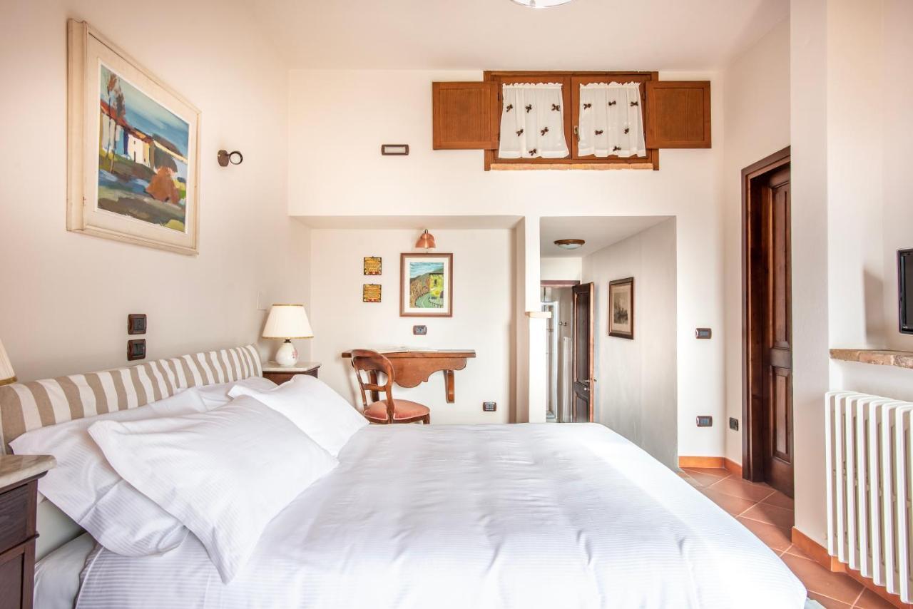 Domus Antiqua Bed & Breakfast スペッロ エクステリア 写真